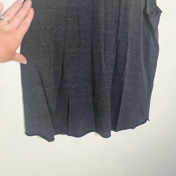 Maroon 5 Girls like you gray lightweight tank top Size Large - Picture 4 of 5